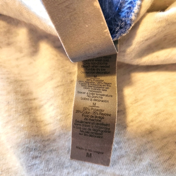 Jason Aldean's Nashville Raglan Shirt Size Medium - Picture 5 of 7